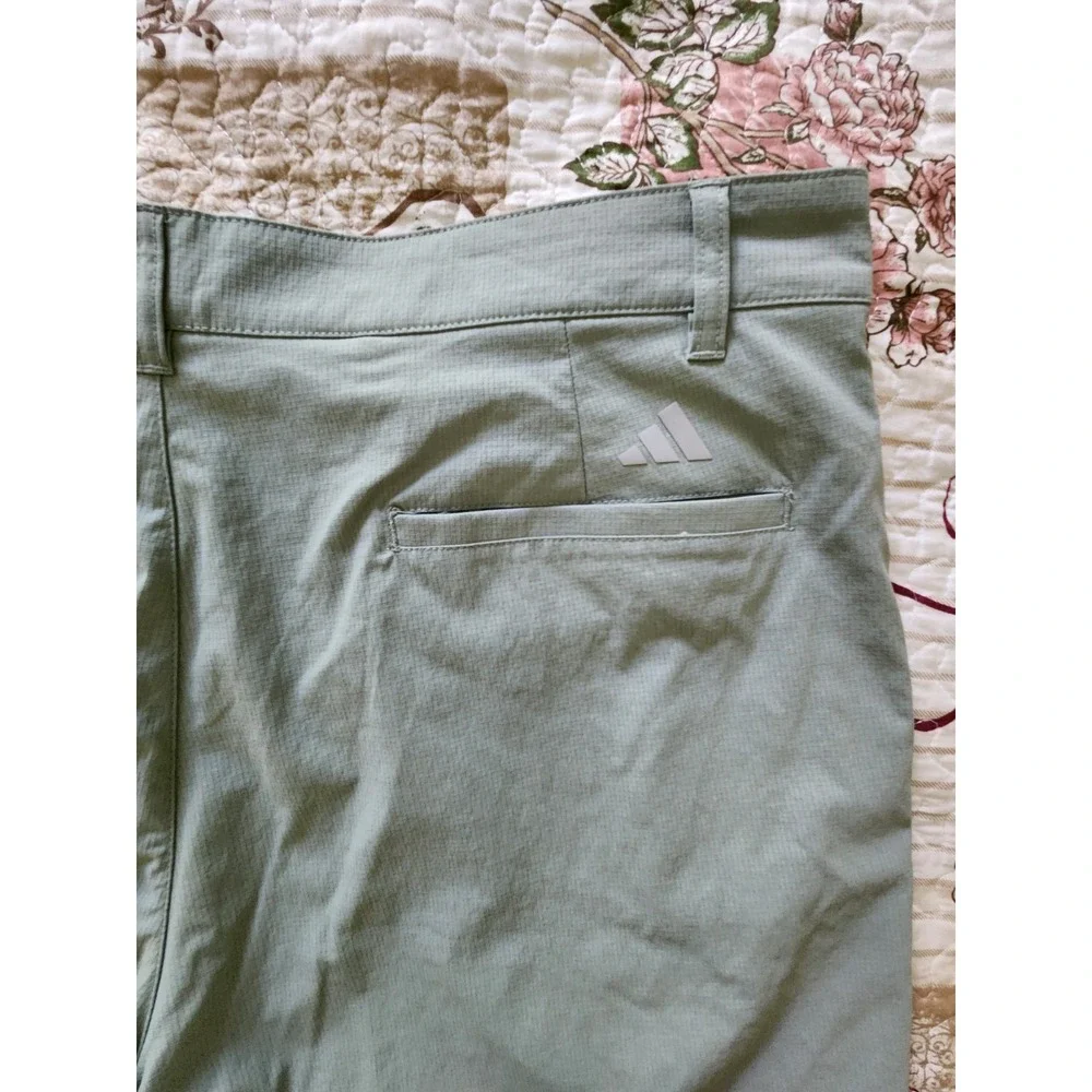 Adidas ADVR0918 Men's Ripstop Golf Shorts Silver Green‎ Size 38